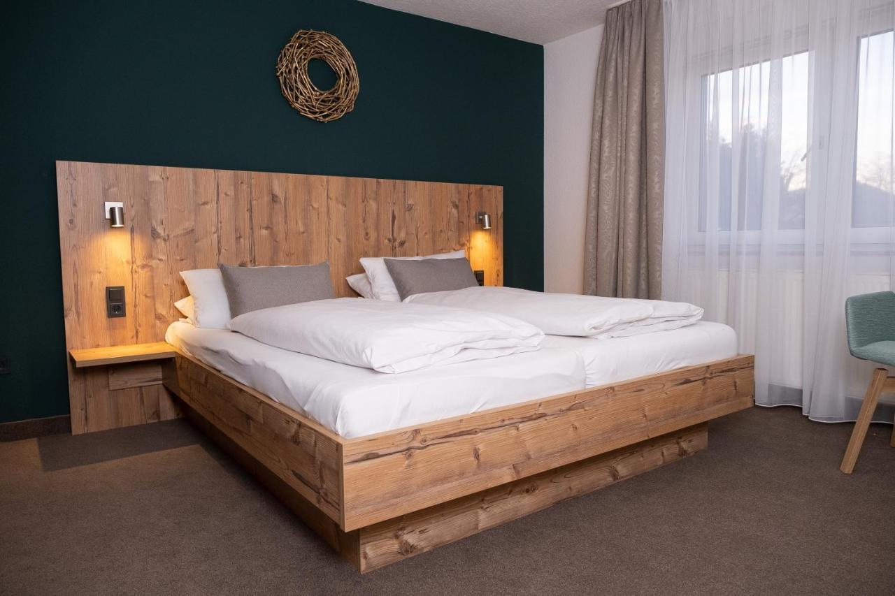 Gasthaus Hotel Kranz 라우펜부르크 외부 사진