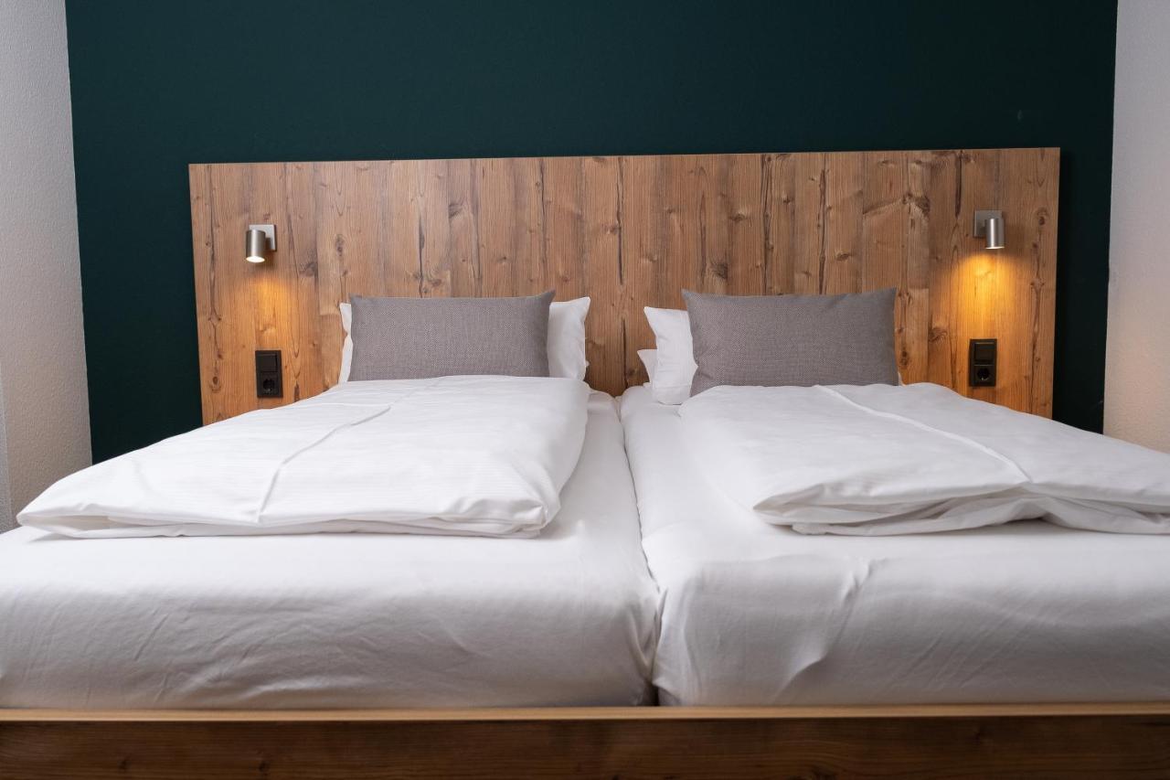 Gasthaus Hotel Kranz 라우펜부르크 외부 사진