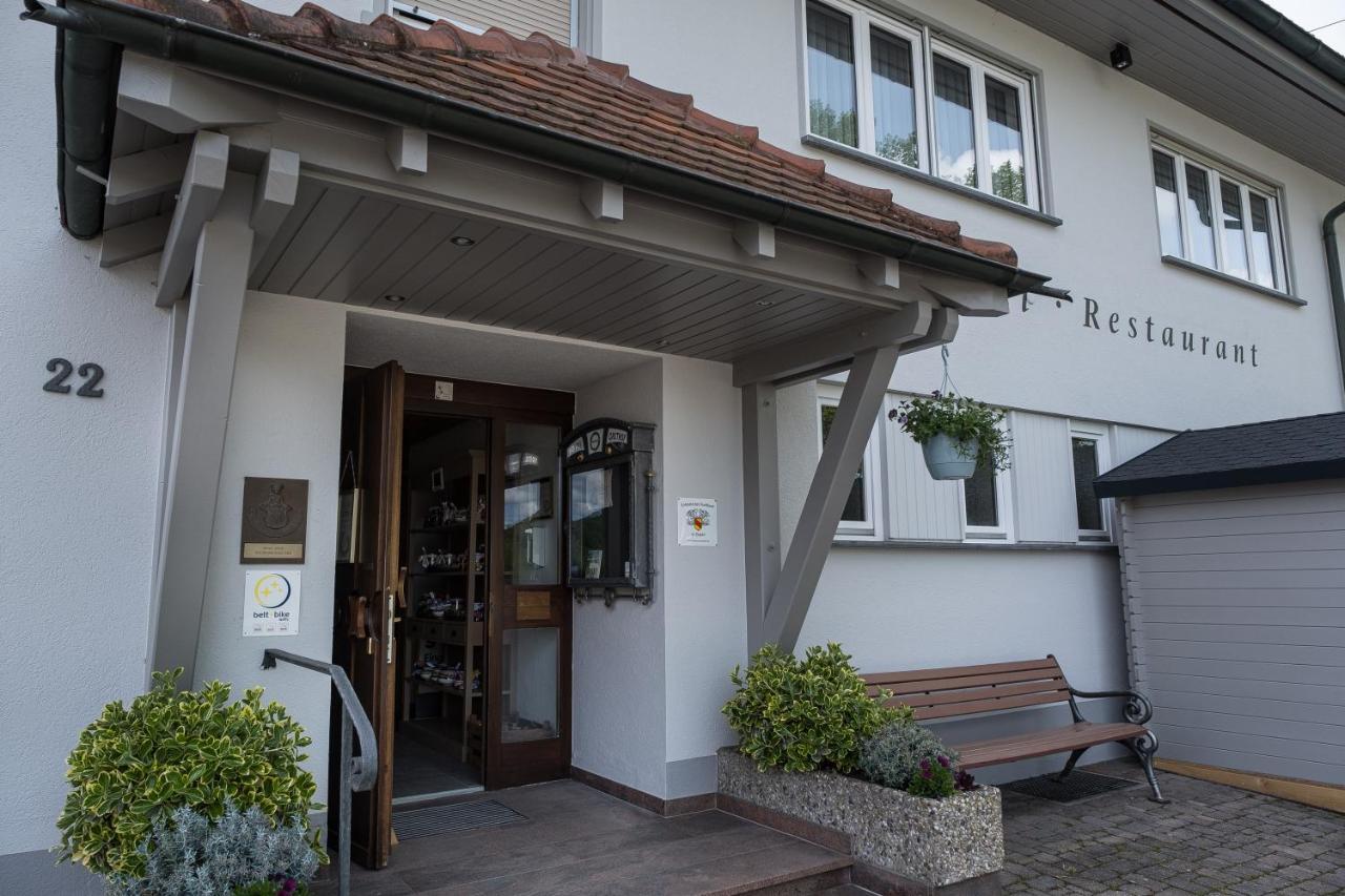 Gasthaus Hotel Kranz 라우펜부르크 외부 사진