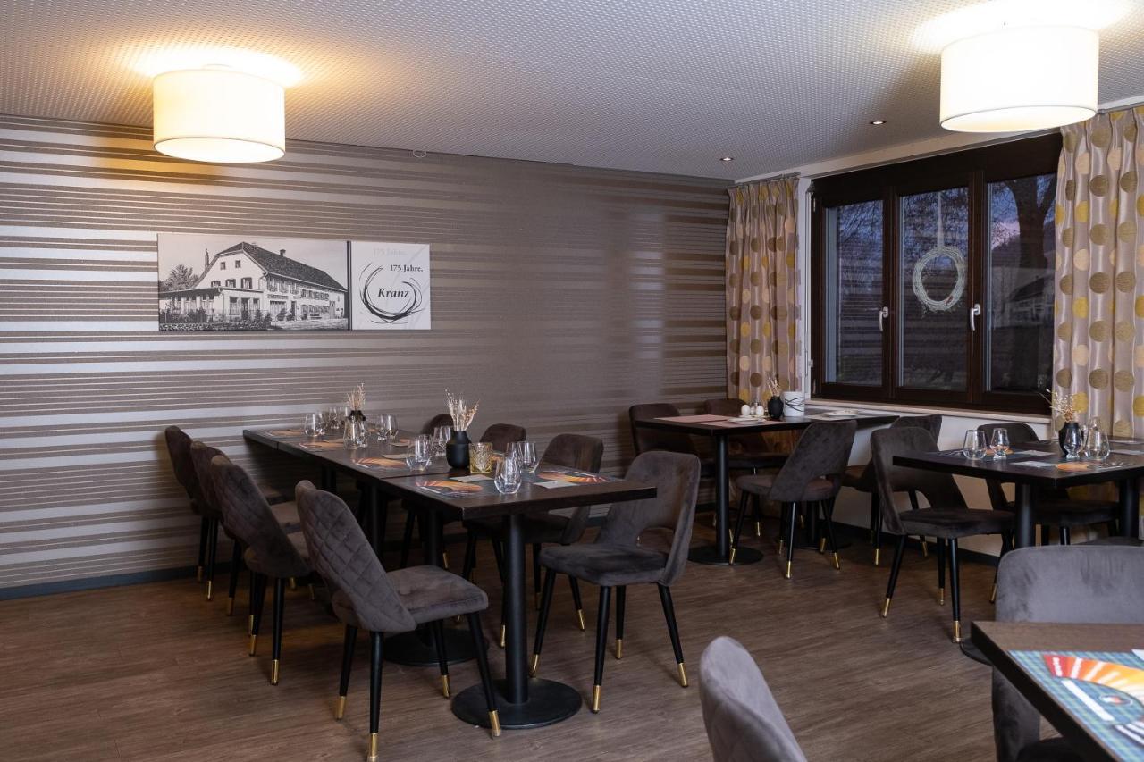 Gasthaus Hotel Kranz 라우펜부르크 외부 사진