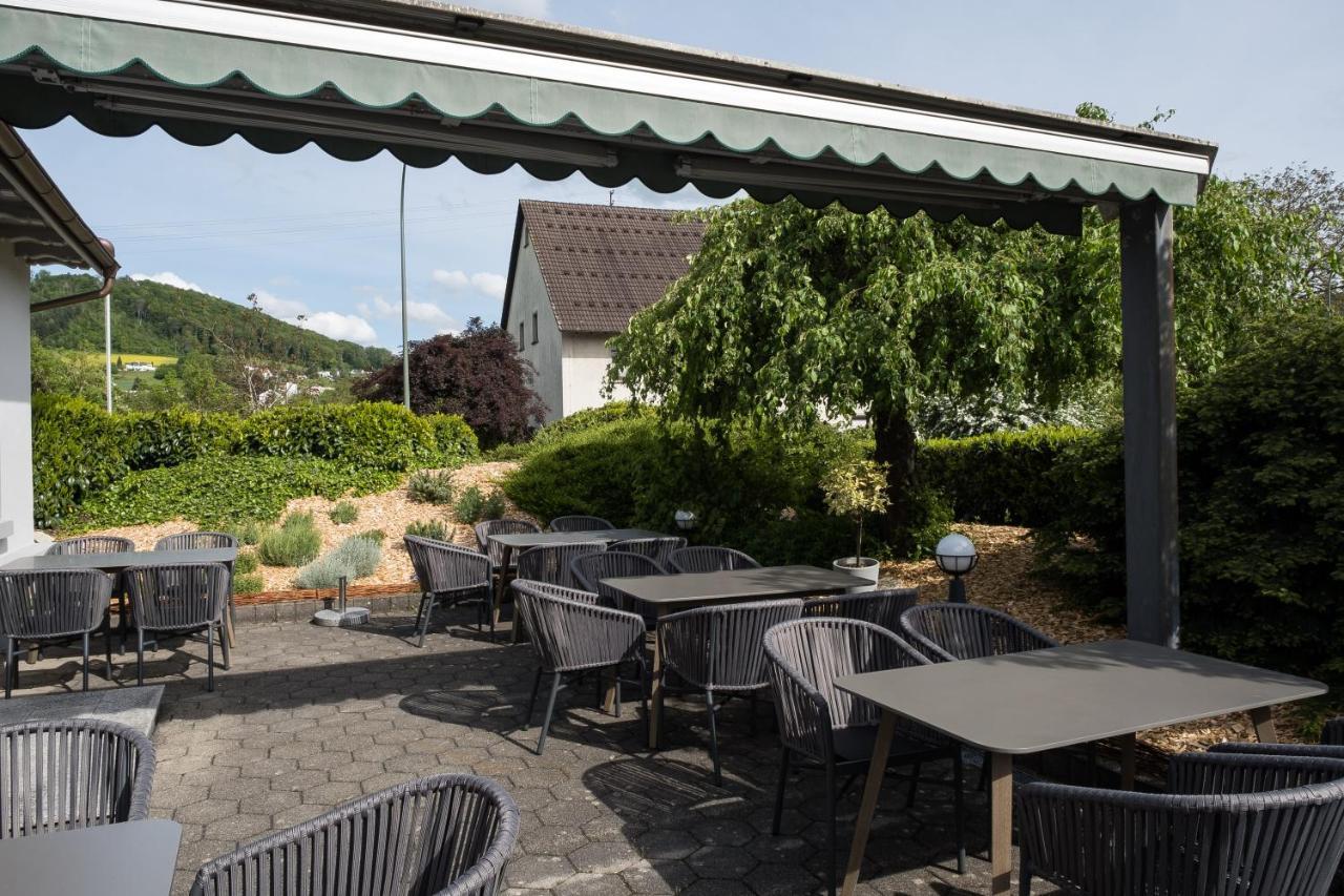 Gasthaus Hotel Kranz 라우펜부르크 외부 사진