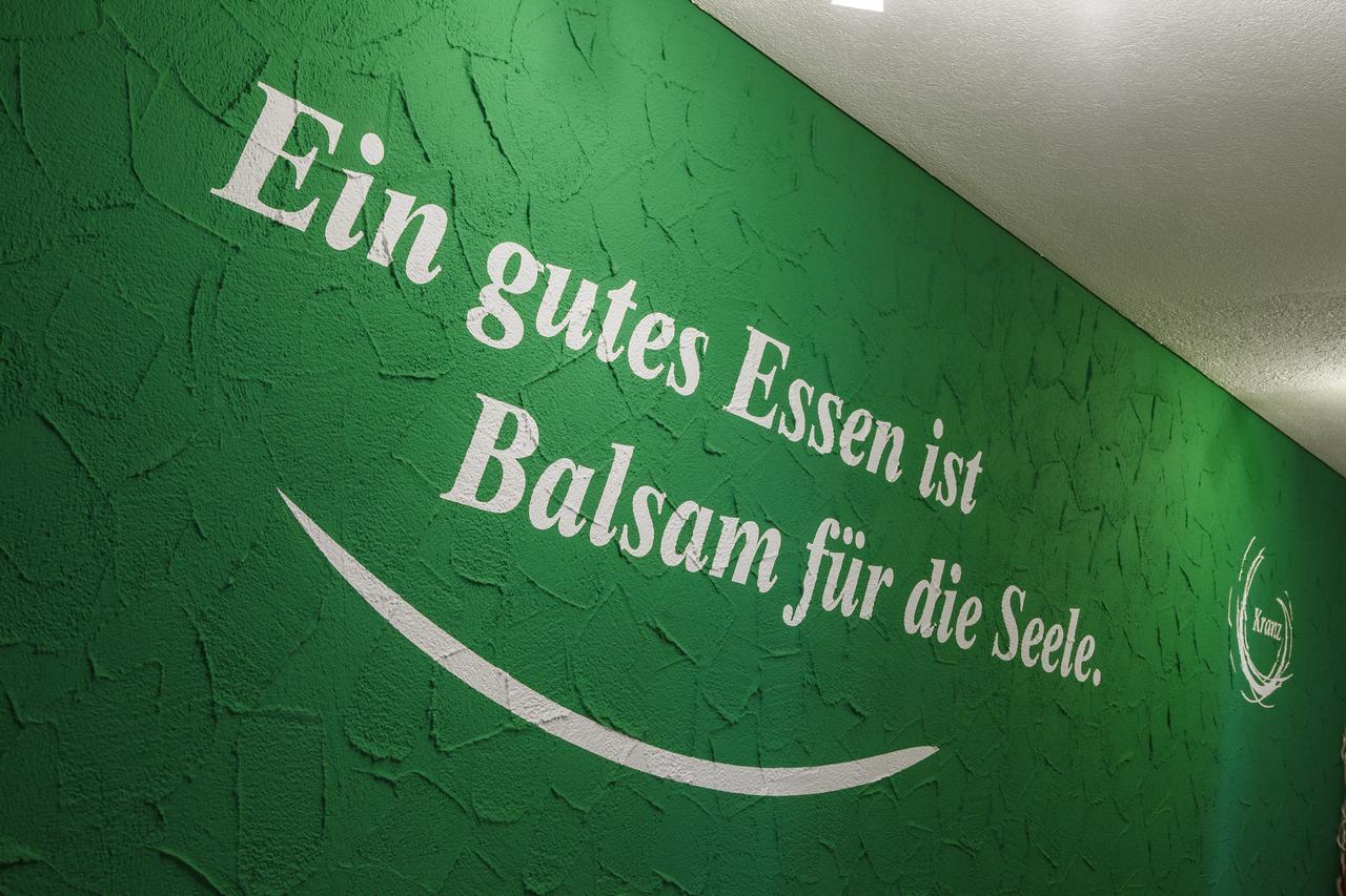 Gasthaus Hotel Kranz 라우펜부르크 외부 사진